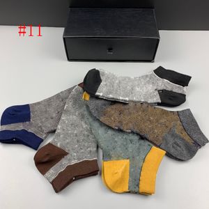 Cotton Mens Womens Socks Underwear Embroidery Letter Unisex Sock Breathable Women Sports Long Stocking With Box