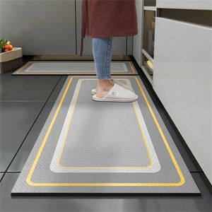 Podłoga kuchni Długie dywany nie poślizgowe Wodoodporne Dywanik Dirt Pad podkładki Grube Skórzane Zmywalne i Wipeable Mata PVC 211124