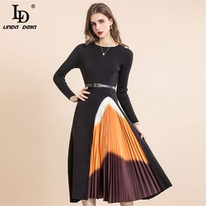 Frühling Autum Fashion Runway Vintage elastische Strickkleid Frauen Langarm Patchwork Plissee Elegante Midi 210522