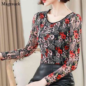 Fall Casual Floral Lace Women Blouse Long Sleeve O-neck Elegant s Blouses All-Match Slim Tops Camisa Mujer 6090 210512