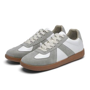 Runningskor män avslappnad vintage tysk träning man sport snörning läder sneakers manliga skateboard 210818