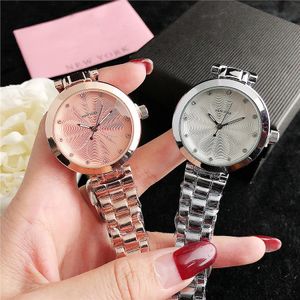 Marka zegarek dla kobiet kryształowy w stylu serca metalowy stalowy zespół kwarcowy zegarek KS 01273p