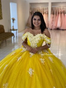 Gold Beaded 2022 Quinceanera Dresses Lace Up Appliqued Off The Shoulder Princess Ball Gown Prom Party Wear Sweet 16 Dress Vestidos Masquerade Dress