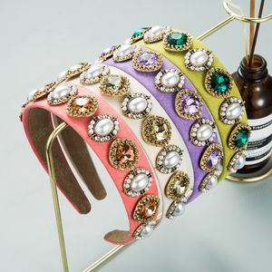 ヴィンテージ模造真珠のヘッドバンドのエレガントな色のクリスタルビーズの布のヘアバンドの女の子パーティーの髪のアクセサリーベゼル