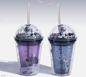 最新の13ozスペースプラスチックミルクコーヒーマグ、星間は様々なスタイルの水カップを点滅させ、サポートカスタムロゴ