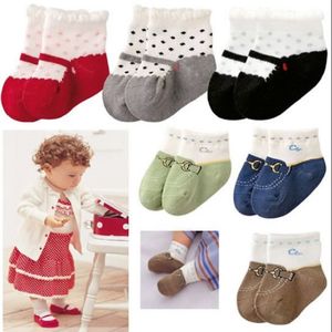 Calzini per bambini 3 paia Calzini per bambini Scarpa da pavimento per neonati Bebe Bambini pantufa Calzini per bambini antiscivolo Ragazza al ginocchio 210413