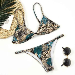 Leopard Sexy Stringi Bikini Zestaw Brazylijski Swimsuit Push Up Swimwear Kobiet Print Kostiumy kąpielowe Podróże Micro String Beach Nosić 210520