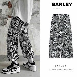 Impressão completa Padrão de zebra calça casual primavera e outono estilo coreano solta nove pontos calças casuais hip hop calças 210930