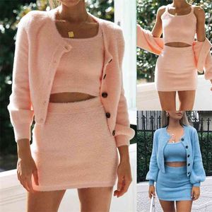 Kvinnor Höst Vinter Plysch Tre Pieces Set Solida Cardigans Camis Crop Tops Sexy Bodycon Mini Skirt Set 3 st Suit 210507