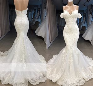 2022 Brudklänningar Mermaid Lace Bröllopsklänningar Pärlor Beaded Golv Längd av axeln Vestido de Novia Sweep Train Robe de Mariage