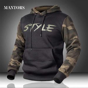 Erkekler Hoodies Kamuflaj Casual erkek Spor Askeri Tişörtü Bahar Erkek Gevşek Camo Kapşonlu Kazak Polar Giyim 211014