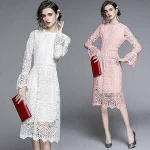 High-End Women's Spring Water-Soluble Lace Stitching Temperament Hook Flower Flare Sleeve Party Dresses 210529