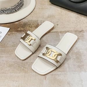 TX004 Summer Fashion Flat Women's Slippers with Metal Decoration White Blue Pink PU Leather Sandals for Outdoor Wearing Flip Flops