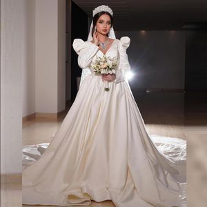 Vintage Plus Size Satin A Line Wedding Dresses Bridal Gowns Long Sleeves V Neck Chapel Train Bride Dress Custom Made