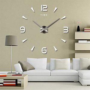Grande orologio da parete al quarzo 3D DIY Big Watch Orologi da cucina decorativi Adesivo specchio acrilico Oversize Home Letter Decor 220115