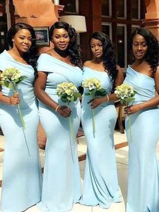 2022 Spring Garden Bridemsaid Dresses Light Sky Blue Satin One Shoulder Plus Size Maid of Honor Gowns Sweep Train African Mermaid Wedding Guest Prom Dress Cl0058