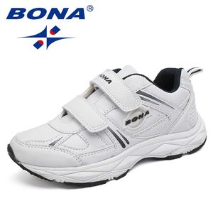 Bona Style Dzieci Casual Buty Hak Loop Boys Sneakers Outdoor Jogging Buty Światła miękkie 211022