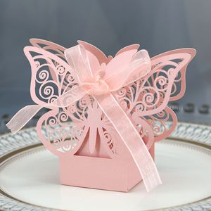 Favor Holders Butterfly Laser Cut Hollow Carriage gynnar gåvor Box Candy Boxes With Ribbon Wedding Party