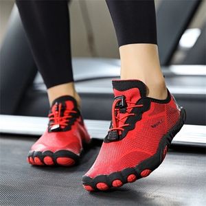 Men Aqua Shoes Barefoot Swimming Women Upstream Breathable Hiking Sport Quick Drying River Sea Water Sneakers Y0717