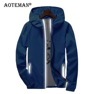 7xL夏の男性のジャケットクイックドライスキンコート男性フード付き超軽型ウインドブレーカージッパー防水防風防風薄コートLM399 211110