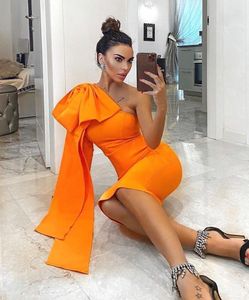 8 färger högkvalitativa bana Bownot One Sleeve Orange Lila Långärmad Rayon Bandage Dress Party Bodycon Dress Vestidos X0521