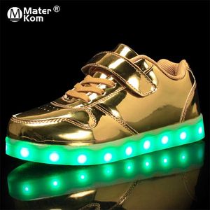 Size 25-37 Children Led Light Up Sneakers Luminous for Boys Girls Hook Loop Glowing Shoes Kids Casual with 220115