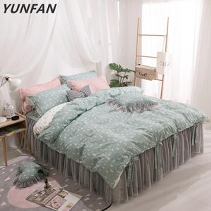 Wholesale lace bed skirt for sale - Group buy Bedding Sets Princess Lace Wedding Set King Queen Twin Pure Cotton Bed Skirt Green Duvet Cover Bedspread Pillowcase Luxury Bedclothes