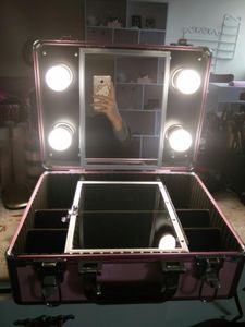 Type Make Up Vanity Box Case met LED verlichting Beauty Kit Gift Set Mirror Storage Geel of Wit Licht Cosmetische Tassen Gevallen