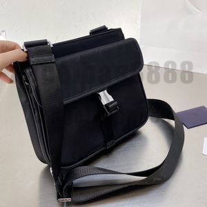 evrak çantaları lüks tasarımcı marka moda omuz çanta erkek zincirleri mektup çantası iş telefon çantası cüzdan vintage mizaç çapraz vücut totes