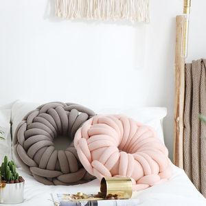 Cushion/Decorative Pillow Ring Shape Knot Cushions Donut Shaped Throw Handmade Comfortable Seat Cushion Personality Flower Pillows With Core