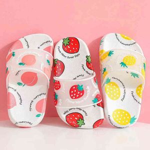 Summer slippers kids indoor slippers cartoon fruit strawberry girl flip flop slide sandals beach children home floor shoes 211119