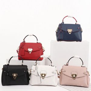 Designer Crossbody Сумка для Женщины Сумочка Роскошные Женщины Сумки на ремнях Верхняя ручка Топные ТОЧК Классический Выблещенный Металлический Замок Натуральная Кожа Креста Тело Тело Мода Кошелек