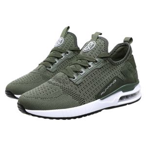 Toppkvalitet 2021 Ankomst för män Kvinnor Sport Running Skor Andningsbara löpare Triple Black Green Grey Flat Outdoor Sneakers Storlek 36-45 WY22-1820