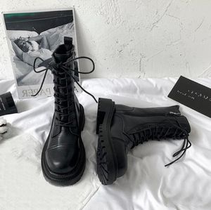Kobiety Buty Triple Black Platform Buty Lady Damskie Boot Lace-Up Heels Leather But Trainers Sports Sneakers 07