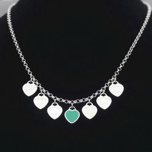 couple necklace women seven heart stainless steel blue green pink red pendant gifts for woman Accessories wholesale