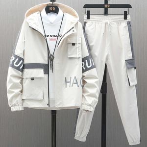 Mäns Hooded TrackSuit 2021 Brand New Streetwear Patchwork Mäns uppsättningar 2 styckjacka + byxor Casual Sport Suit Plus Size 8xl x0909