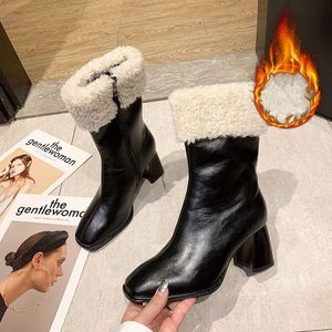 2021 여성 가죽 부츠 겨울 패션 플러시 하이힐 편안한 따뜻한 가죽 신발 3 종류의 색상