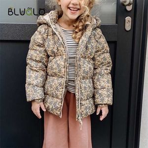 Baby Girls Kläder Barnens Mode Utskrift Hooded Down Coats Höst Vinter Varma Barn Outwear Jacka Kid Casual Clothing 211203