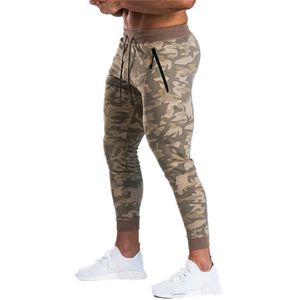 2019 New Mens Brand Skinny pencil pants Gyms Sweatpants Clothing Cotton Camouflage Trousers Casual Elastic Fit Joggers M XXL X0615