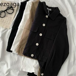 Ezgaga Woman Jacket Winter Turn-Down Collar Pockets Long Sleeve Button Cargo Coat Japanese Fashion Short Tops Elegant 210430