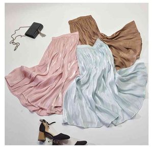 ربيع جديد الكورية نمط مطوي تنورة مرونة الخصر اللؤلؤ بريق الحرير الزلقة faldas largas أنيقاس 210412