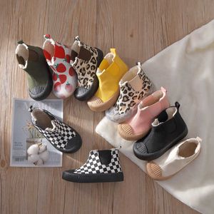 autumn and winter high-top casual shoes princess warm lamb fur biscuit canvas shoes non-slip soft kids winter shoes 210713