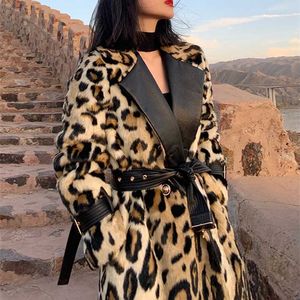 Lautaro Winter Long Leopard Print Warm Fluffy Faux Fur Trench Coat per donna manica lunga doppio petto moda europea 211110