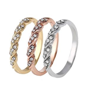 Mode guld silver färg vigselring för kvinnor flickor vintage lyxiga strass finger ring smycken