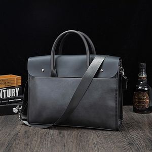 Mäns Business Travel Briefcase Läder Handgjorda Messenger Bags Laptop Bag Brevfaser med Crossbody Shoulder Design för dator och bärbar dator skydd