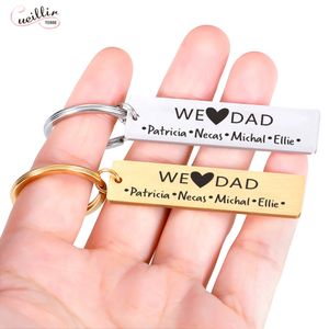 10Pieces/Lot Fathers Day Gift Personalized Name Keychain We Love Dad Keyring Birthday Present for Father From Daughter Son Keychain for Dad