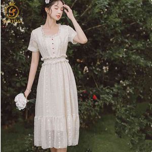 Fashion French Vintage Sweet Style Square Sollar Summer Dresses Women's Short Sleeve Lace Embroidery Flowers Ruffle Dress 210520