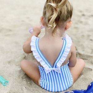 En bit 0-5 år baby flickor randiga ruffles bit baddräkt född barn simning baddräkt barn blå rygglös strand badkläder