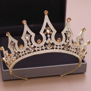 Huvudstycken Rose Gold Brudkrona Royal Rhinestone Kristaller Silver Bröllopskronor Kristall Tillbehör Party Tiaras