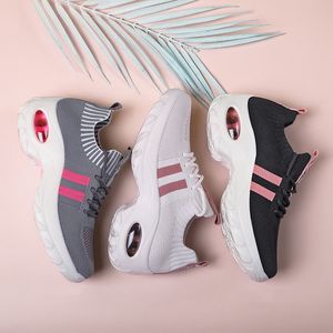 Cuscino d'aria Scarpe casual aumentate Piattaforma traspirante alla moda all'aperto Scarpe vulcanizzate Scarpe da ginnastica da ginnastica da passeggio antiscivolo